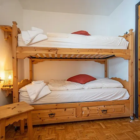 Apartment Nelida Myholidaylivigno *